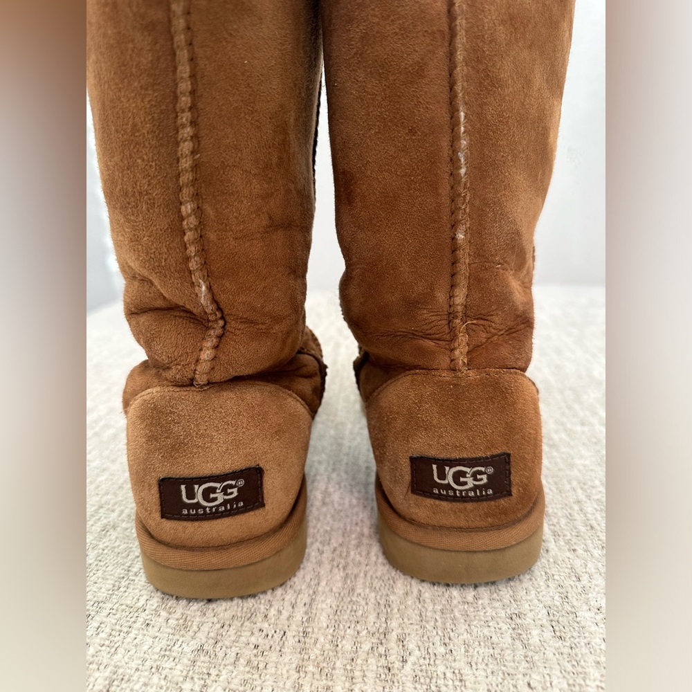 Women’s Ugg Classic Tall Ii Boot - image 2